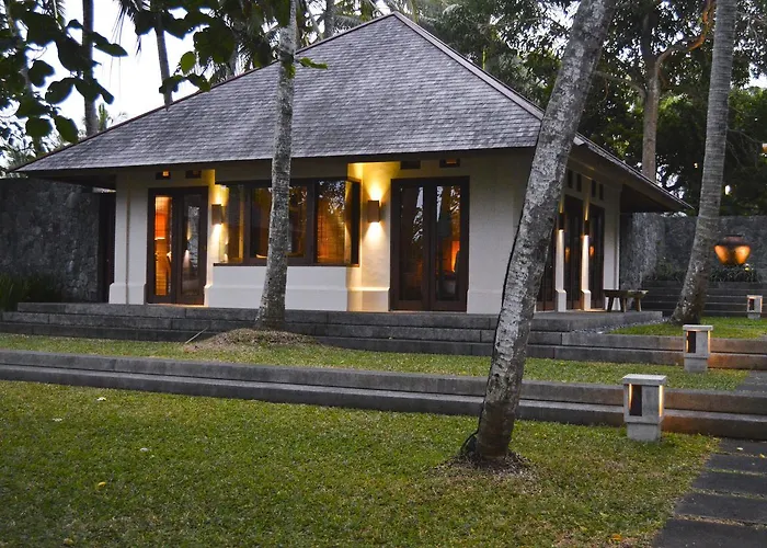 リゾート Lalang Beach House 5*
