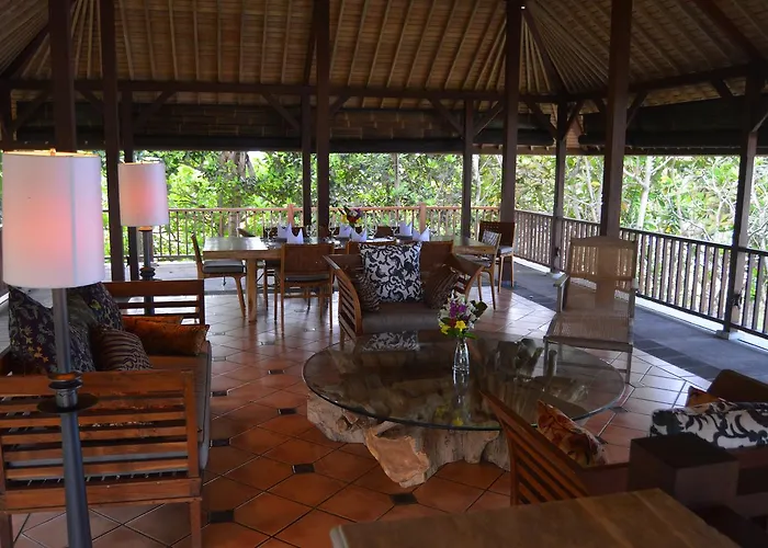 Lalang Beach House リゾート